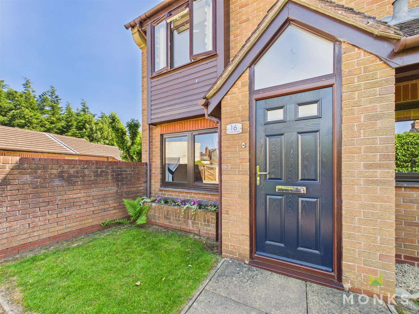 16 Castle Court, Wem, SY4 5JS For Sale